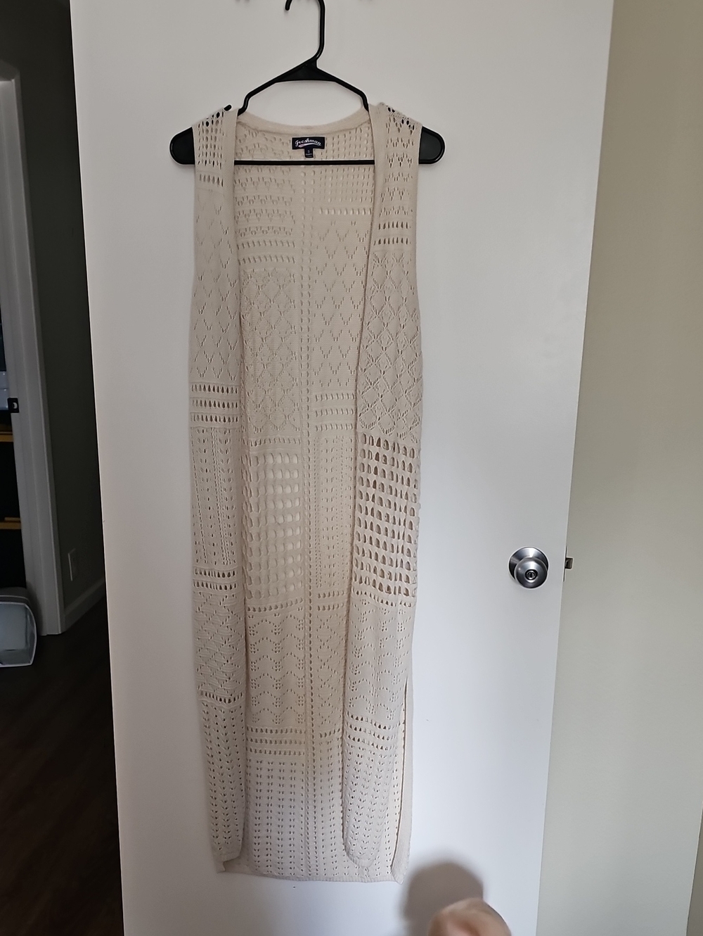 Freshman cream crochet women's sweater with navy label